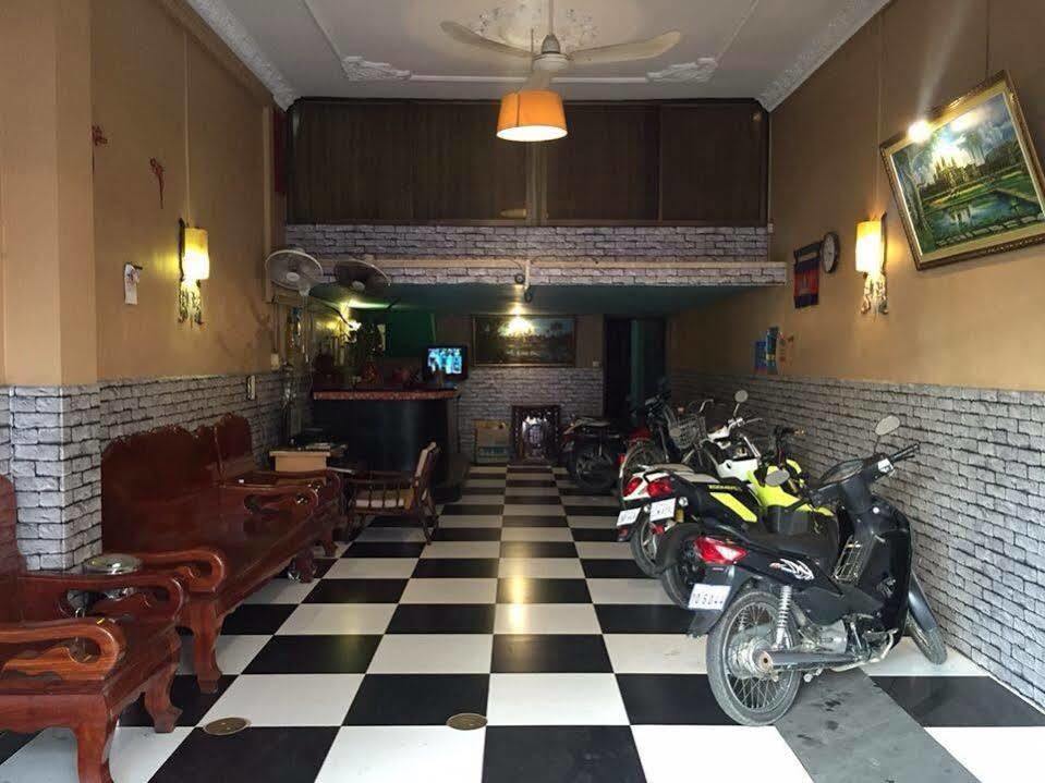 Pich Guesthouse 프놈펜 외부 사진